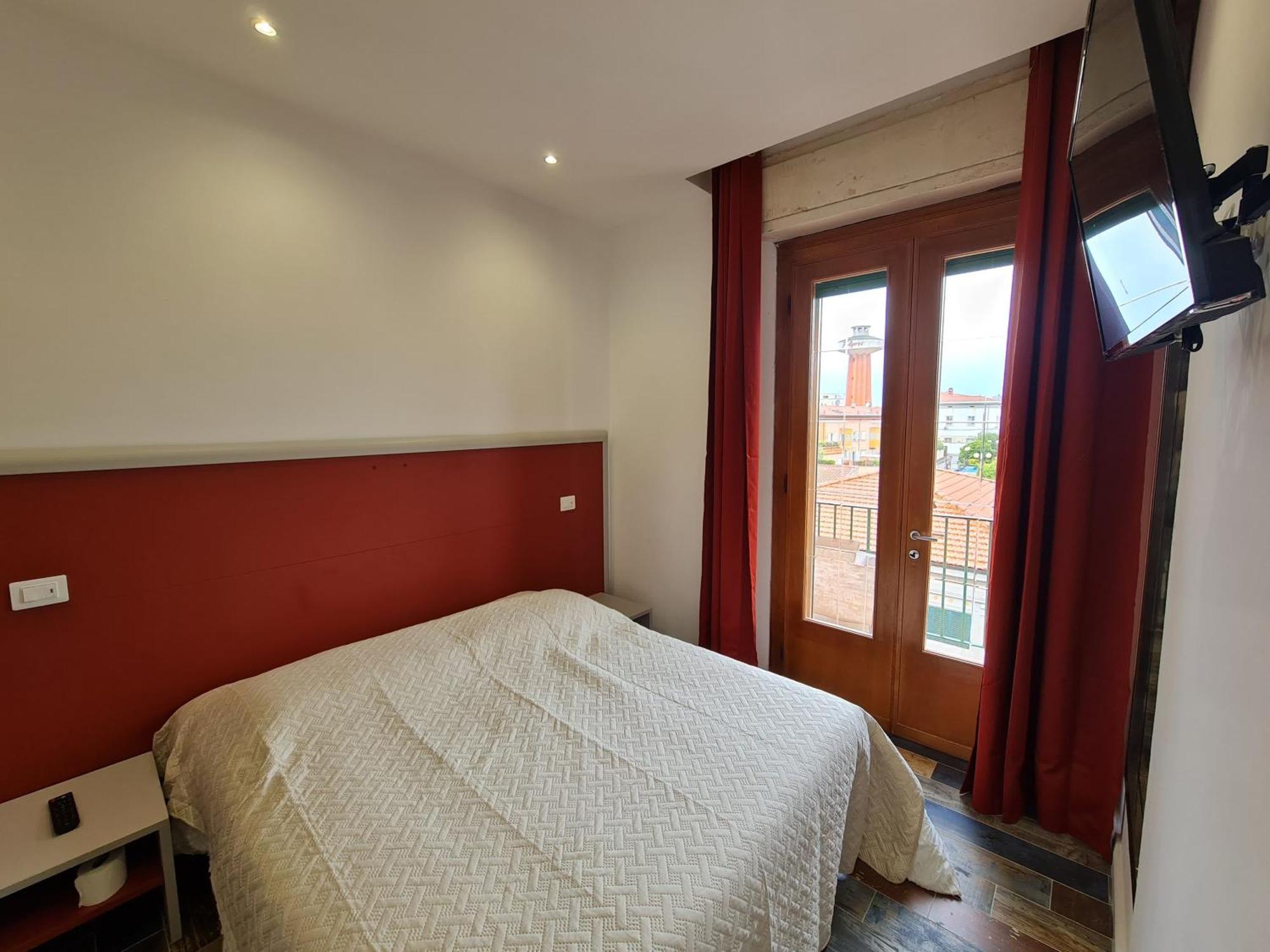 Ricci 16 - Suite & Rooms Ліворно Екстер'єр фото