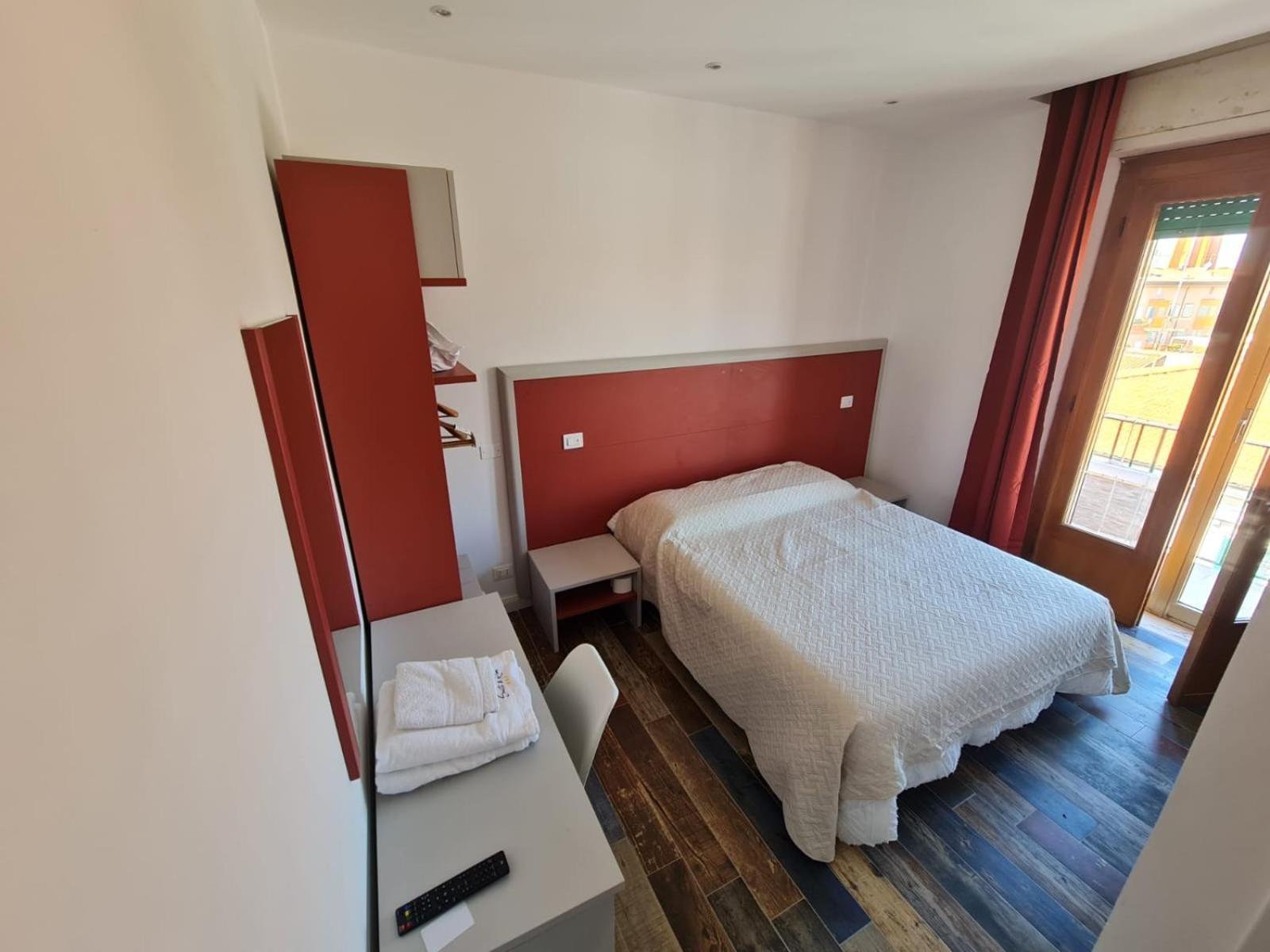 Ricci 16 - Suite & Rooms Ліворно Екстер'єр фото